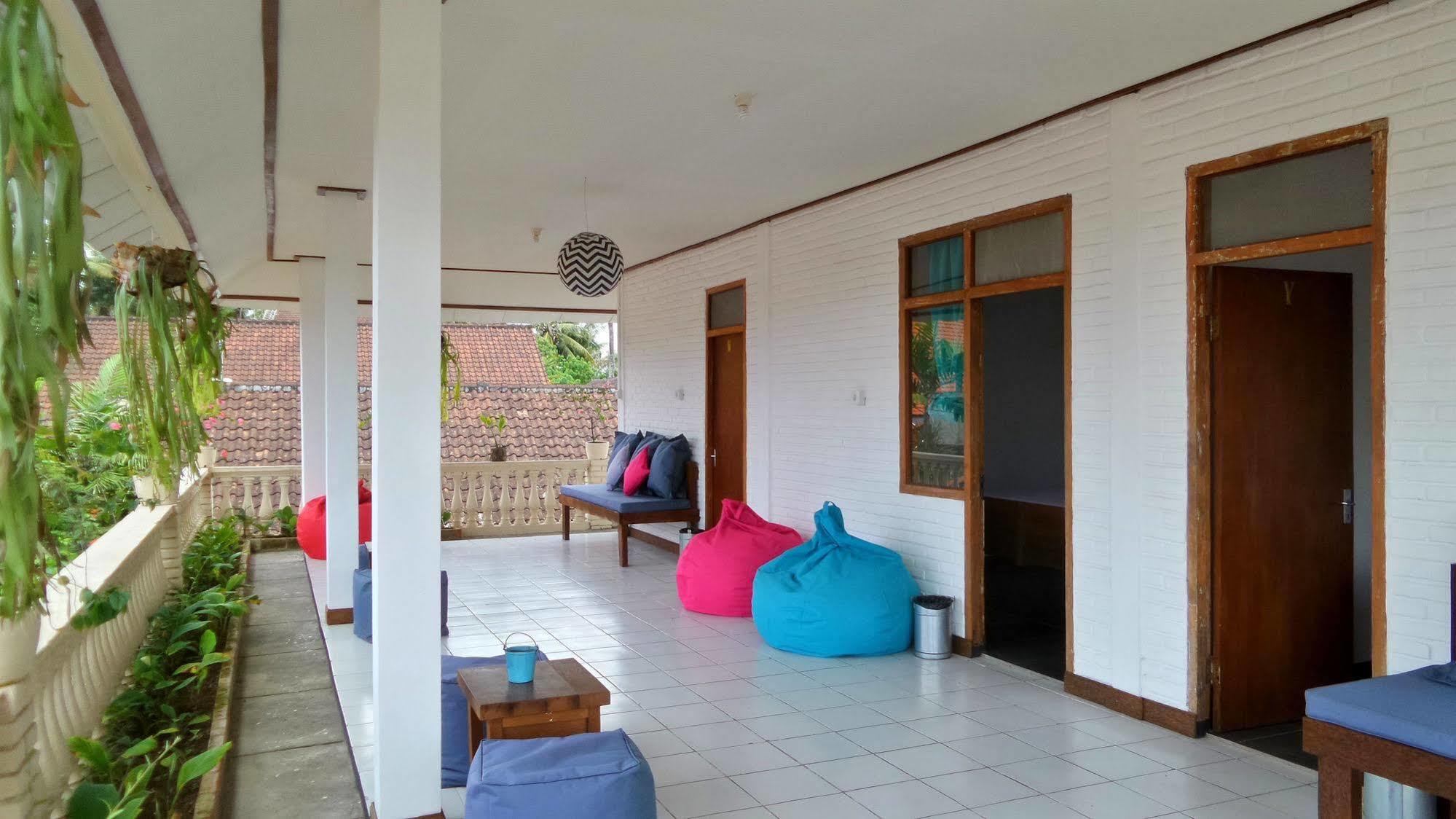 Auberge de jeunesse Friendly House Bali à Ubud Extérieur photo